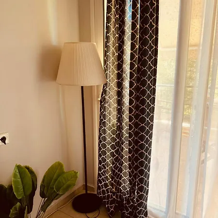 Lena's House בית נופש *