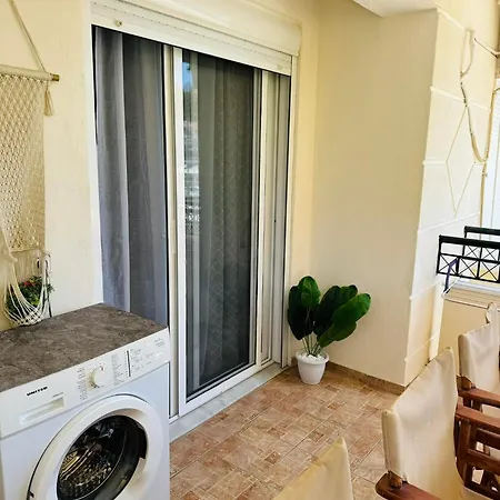 בית נופש Lena's House *