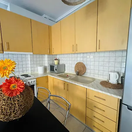 Lena's House בית נופש נאה פוטידאה